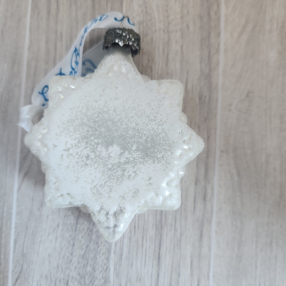 G. DeBrekht Glass Ornament New In Box - Picture 2 of 5